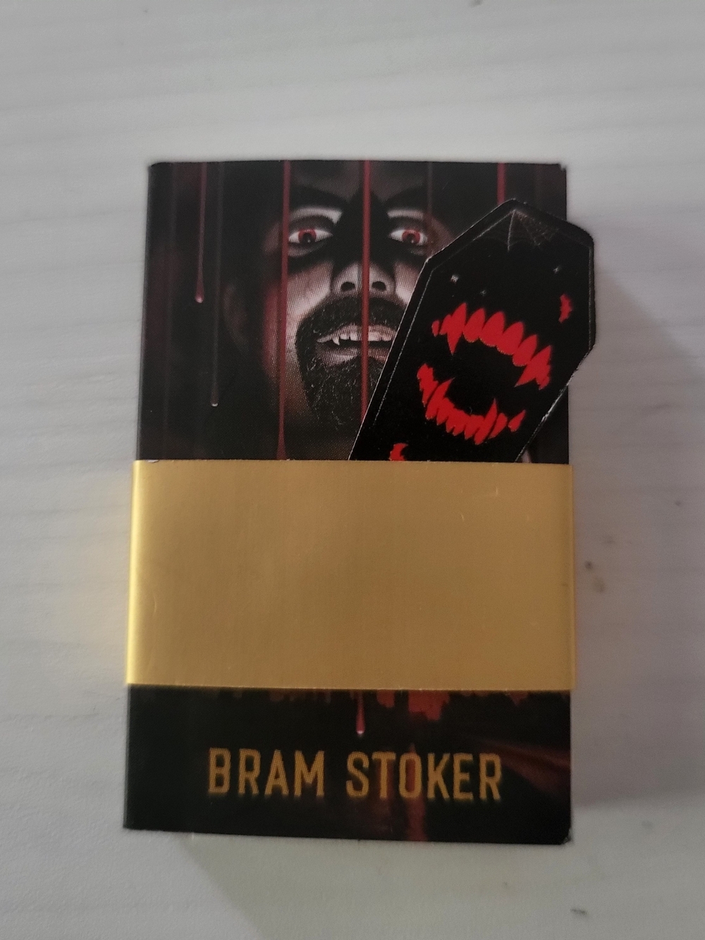 Zuru Mini Brands Book - Bram Stoker Dracula -